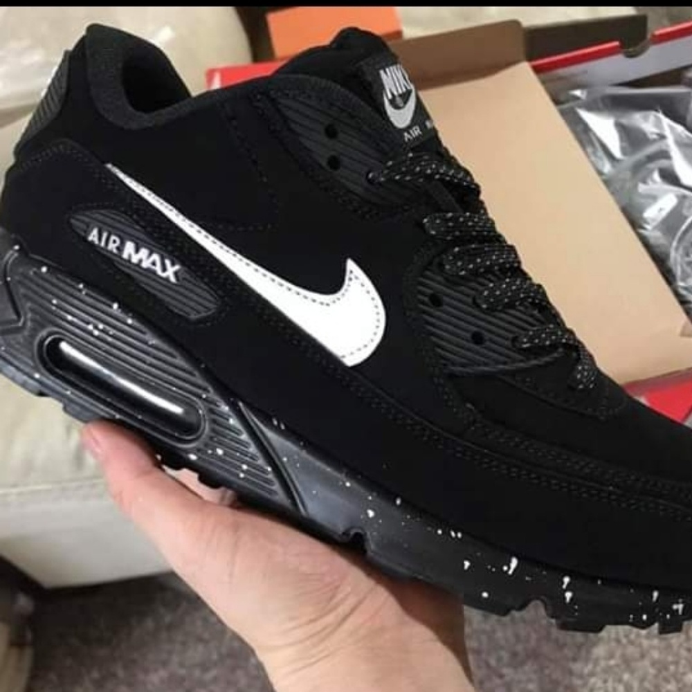 Nike Air Max - Picture 3 of 4
